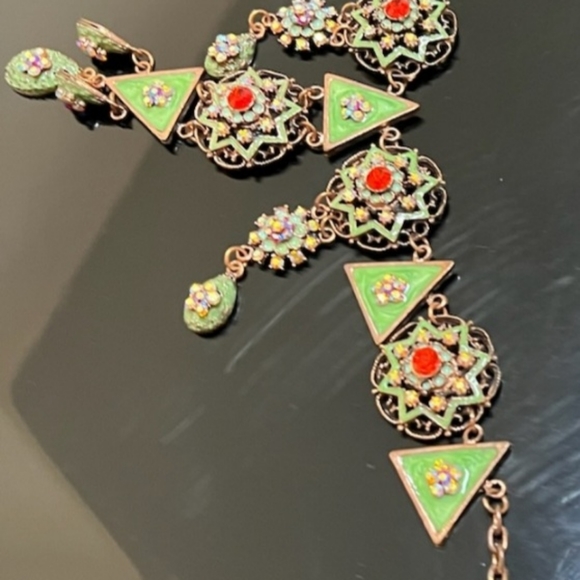 Deco Style Necklace - Picture 2 of 2